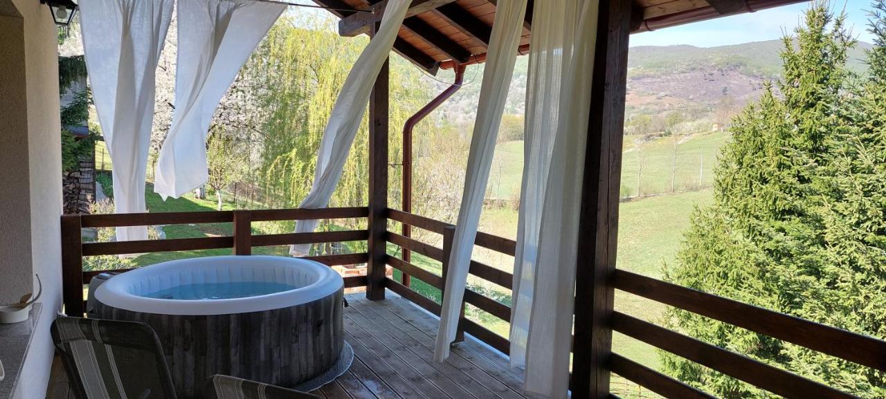 B&B Green Serenity Plitvice Lakes พลิตวิชกา เยเซรา ภายนอก รูปภาพ